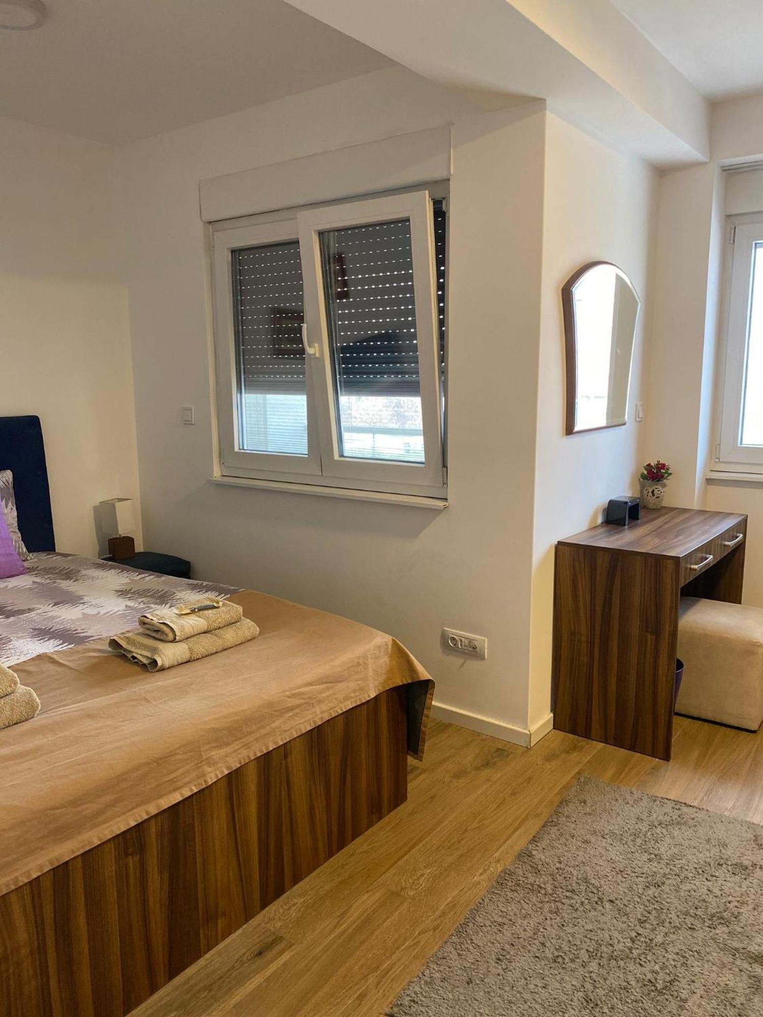 Foxxy Luxury Apartments Скопье Экстерьер фото