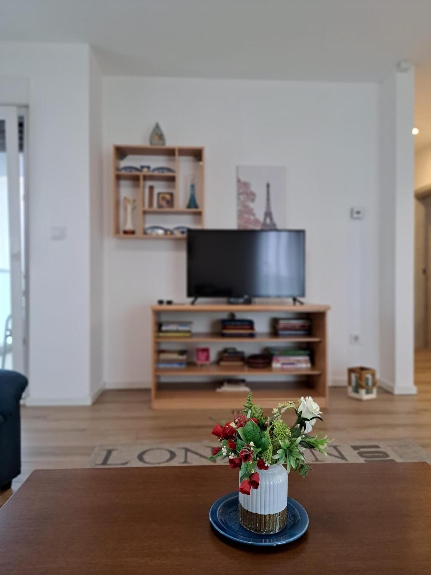 Foxxy Luxury Apartments Скопье Экстерьер фото