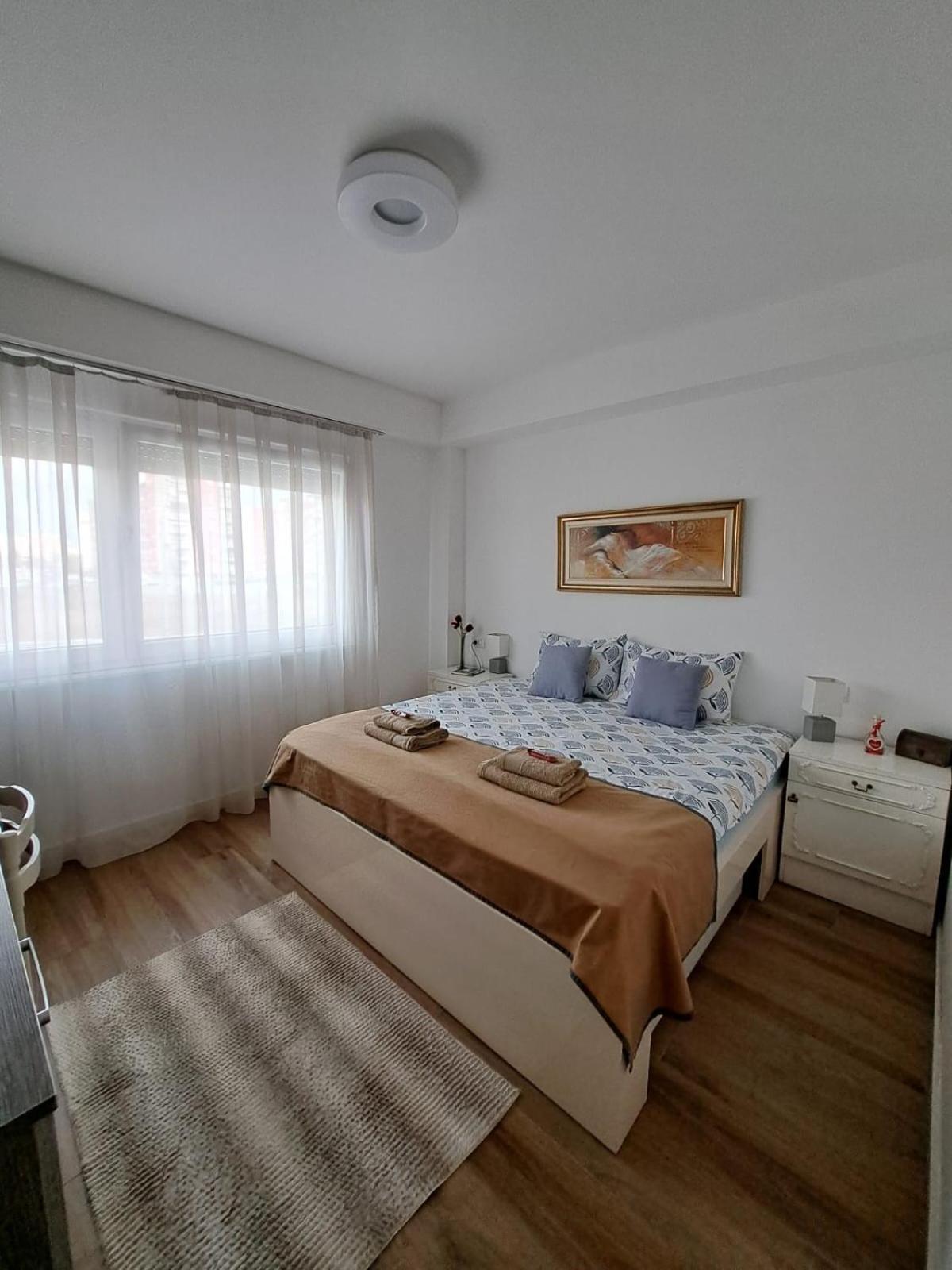 Foxxy Luxury Apartments Скопье Экстерьер фото