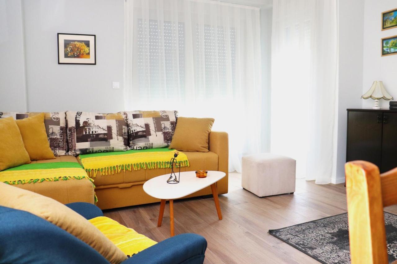 Foxxy Luxury Apartments Скопье Экстерьер фото