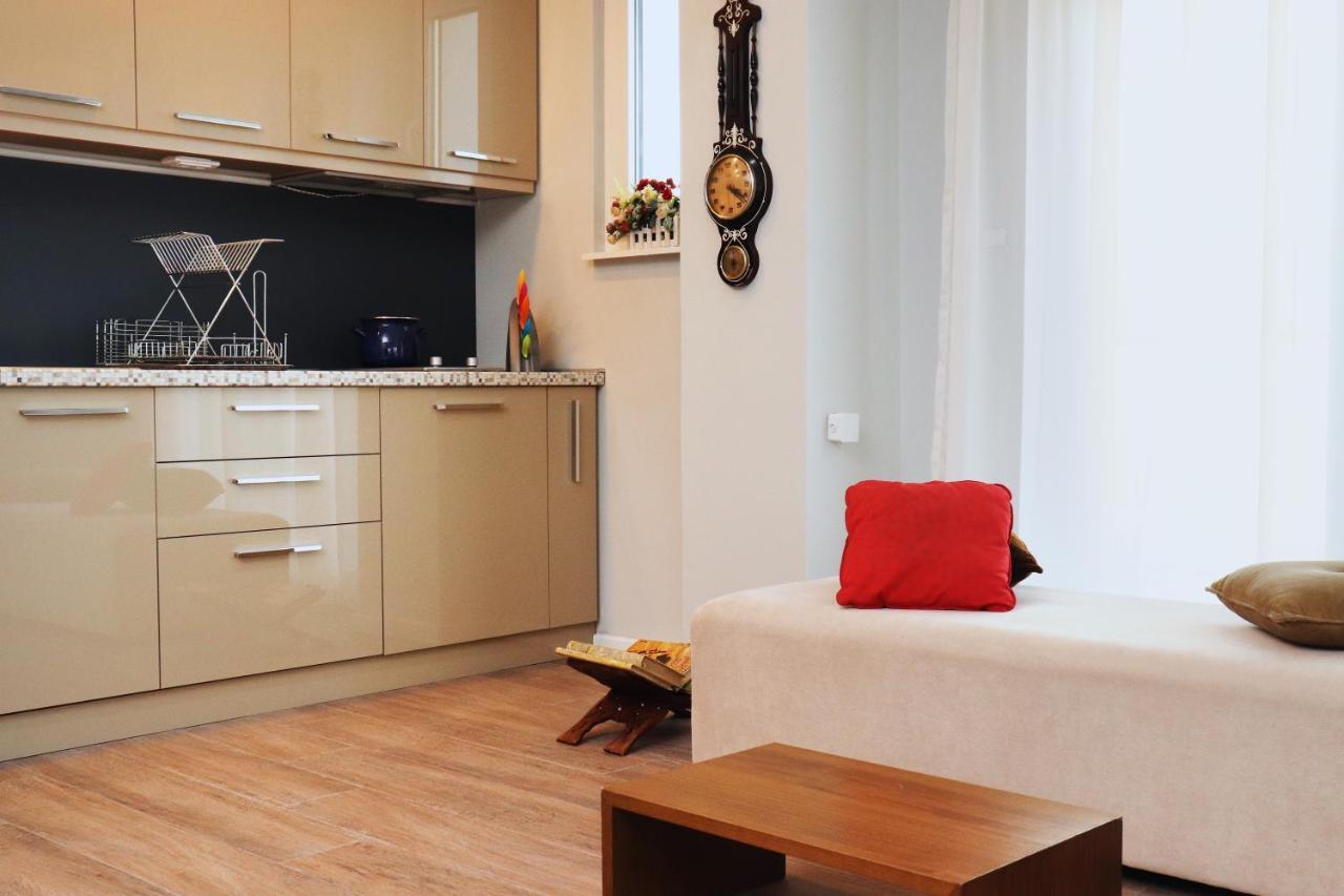Foxxy Luxury Apartments Скопье Экстерьер фото